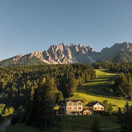 Hotel Villa Waldheim San Candido Kültér fotó