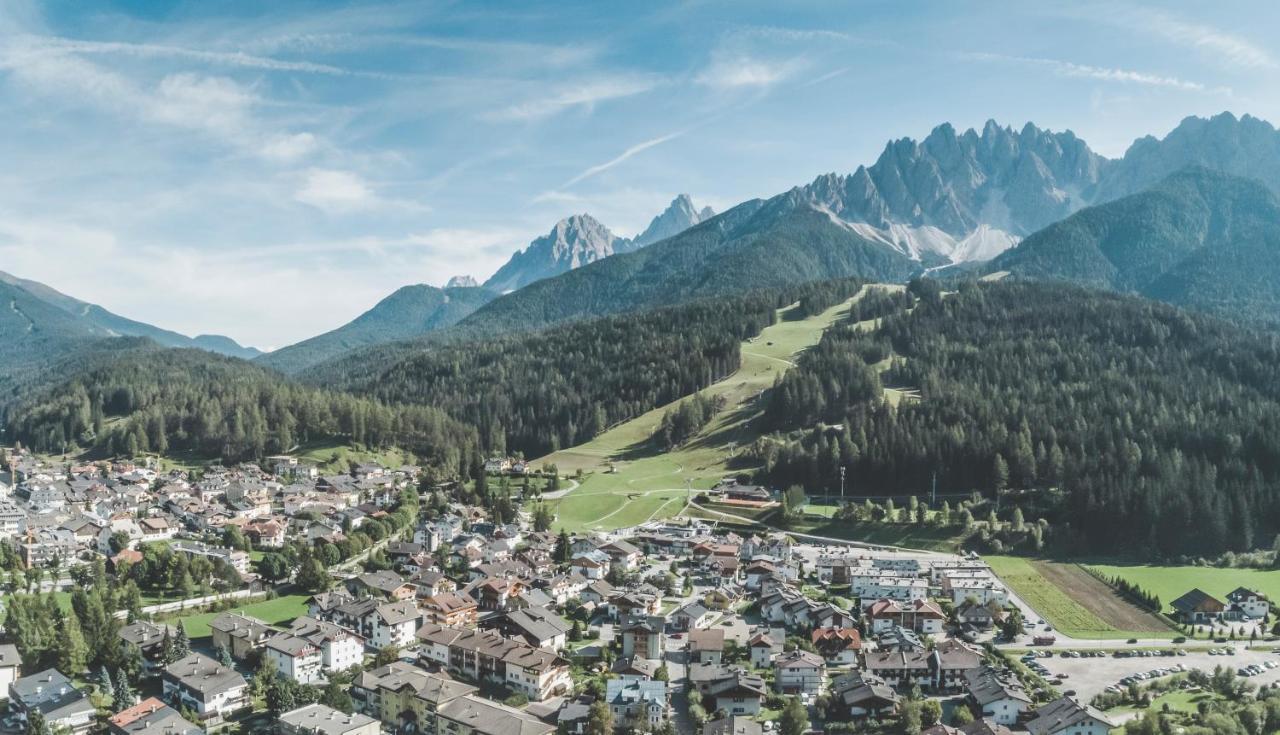 Hotel Villa Waldheim San Candido Kültér fotó
