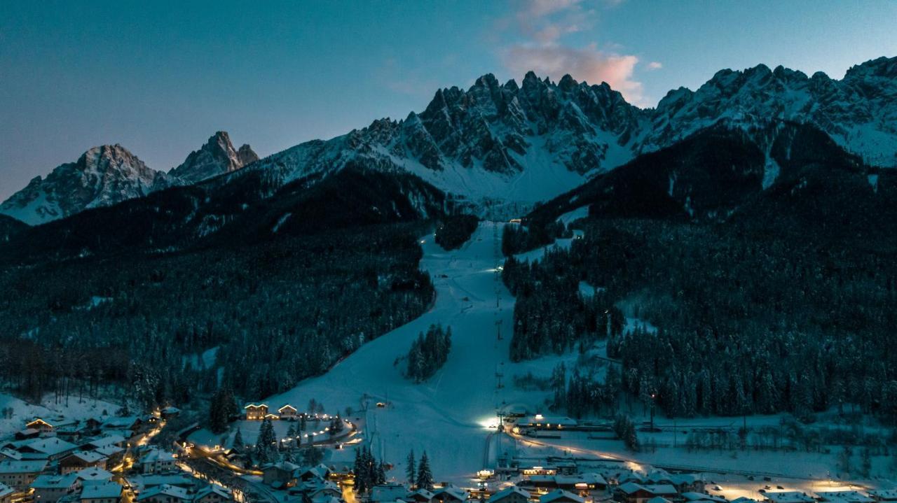 Hotel Villa Waldheim San Candido Kültér fotó