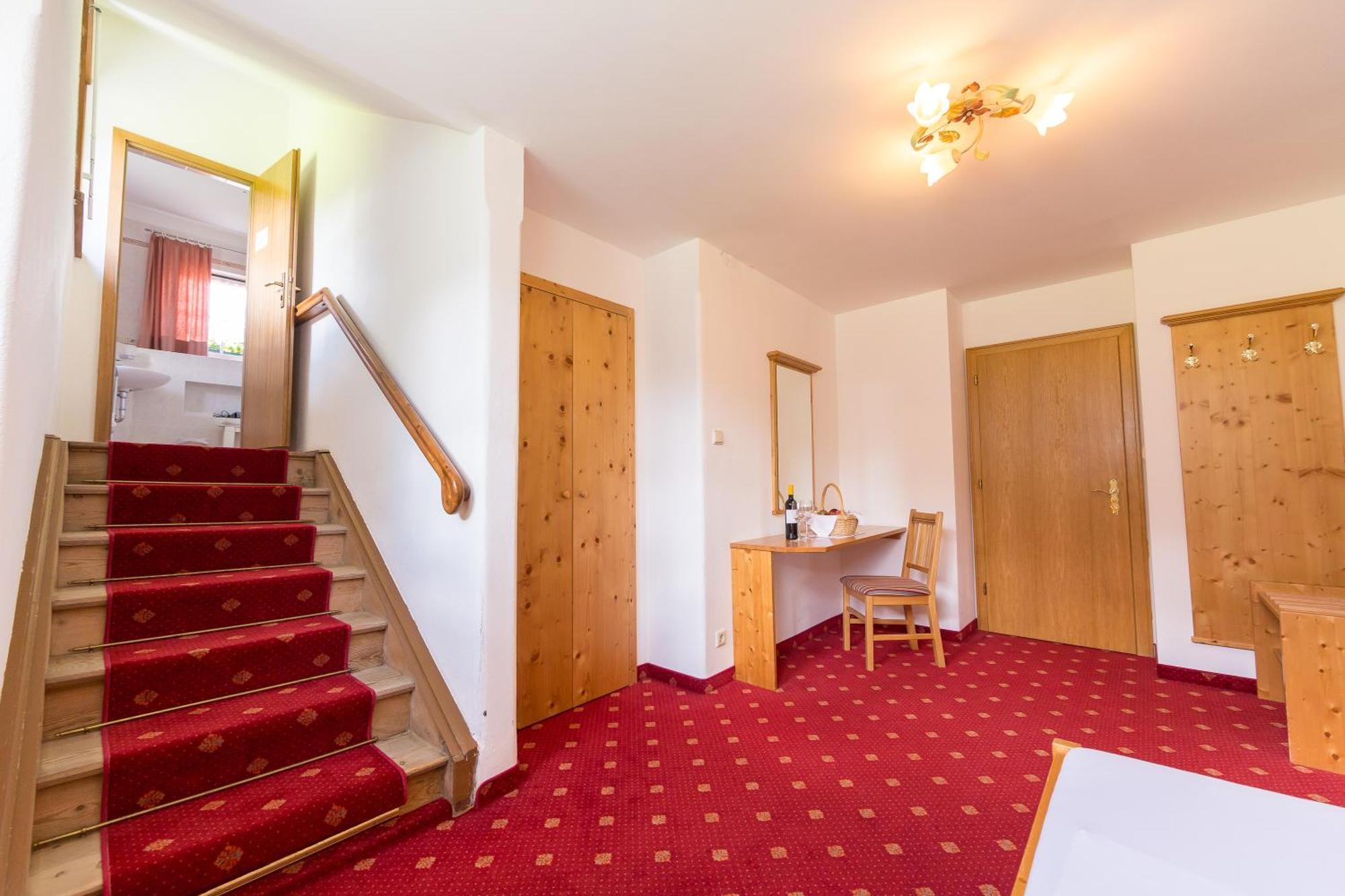 Hotel Villa Waldheim San Candido Szoba fotó